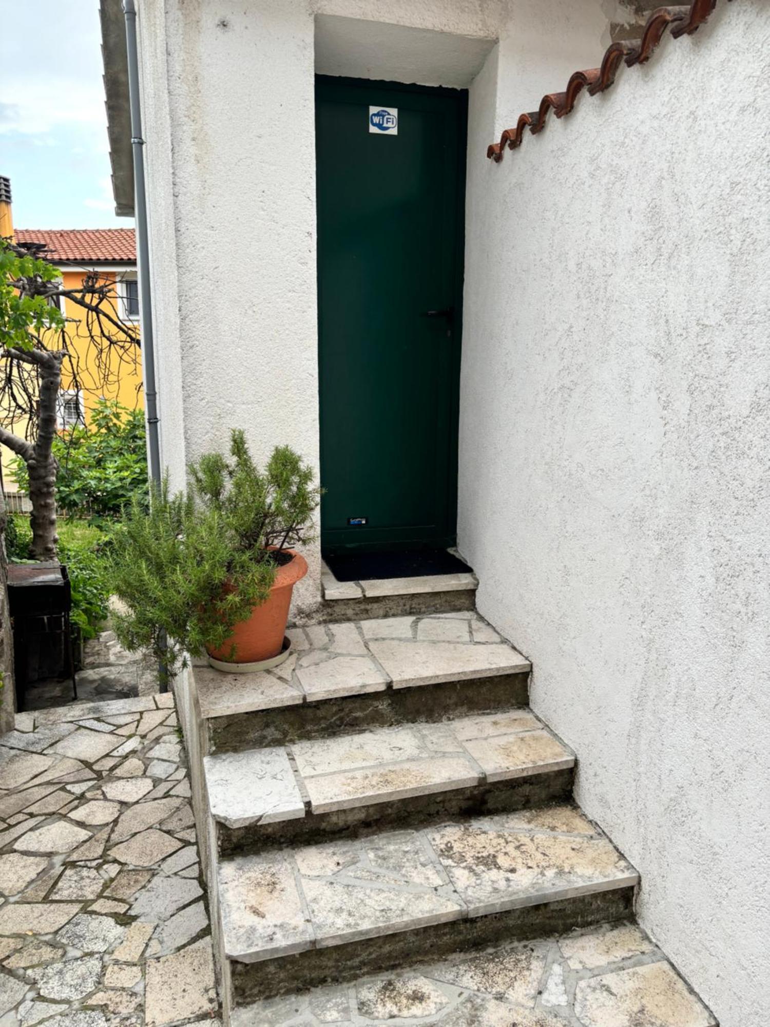 Studio I Apartman Ema Rijeka Bagian luar foto